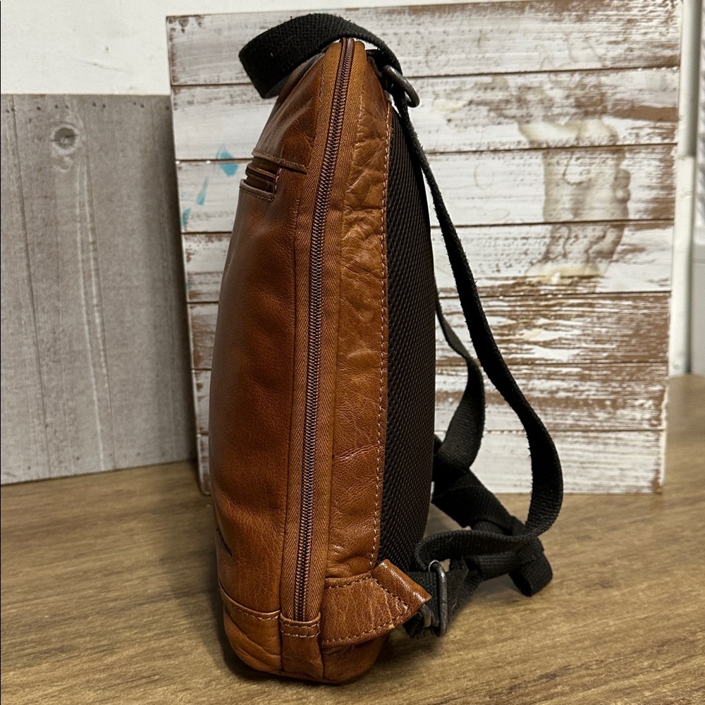 Jack Georges great shape voyager smooth leather convertible backpack pouch - Picture 7 of 11